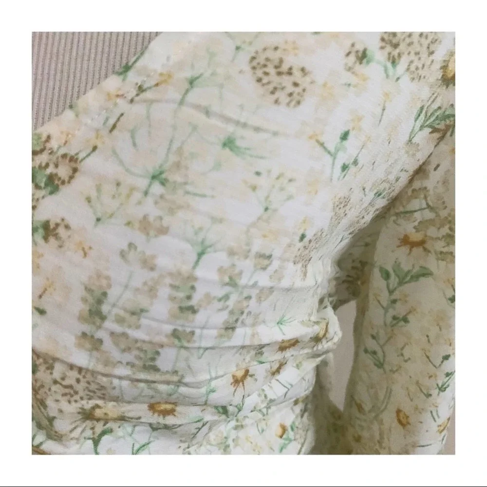 H&M Cottage Core Ruched Cropped Blouse Tie Front Cream & Yellow Size Medium - Picture 8 of 15